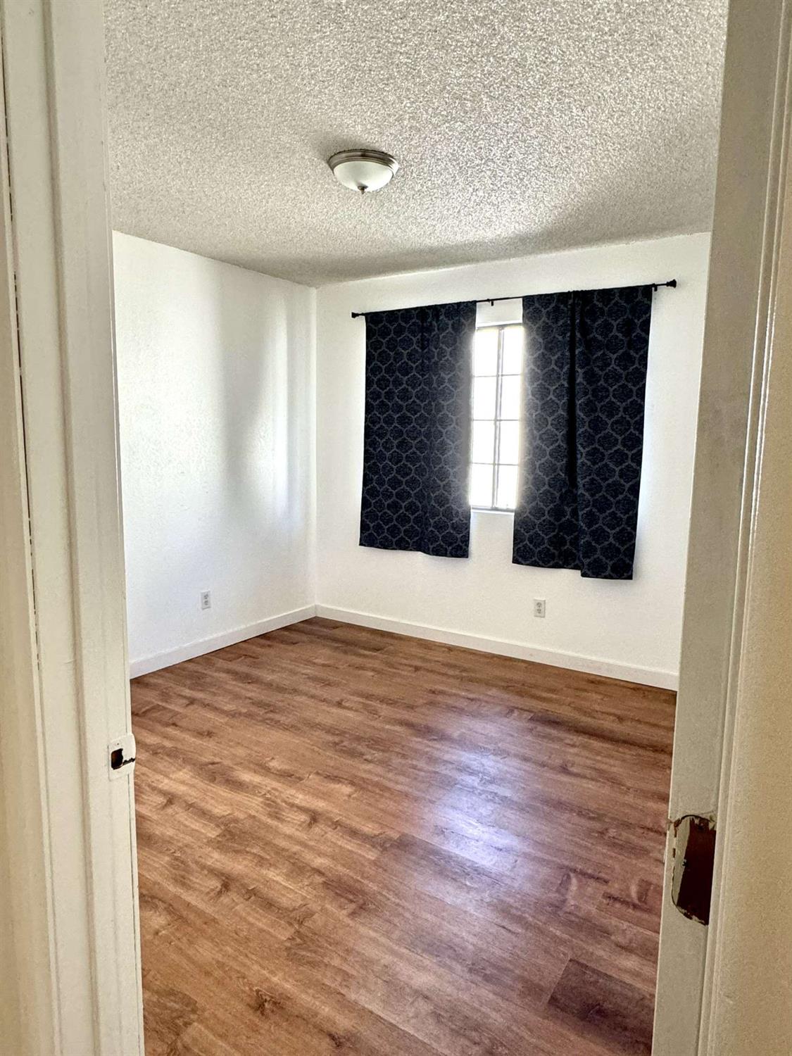 4718 E Alamos Ave #101, Fresno, CA 93726