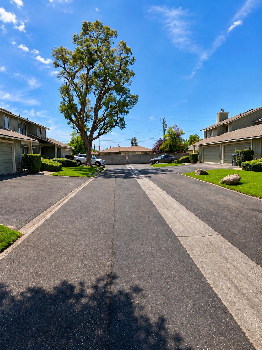 4718 E Alamos Ave #101, Fresno, CA 93726