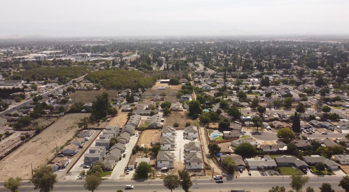 1404 S Santa Fe St, Visalia, CA 93292
