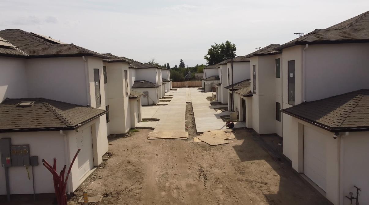 1404 S Santa Fe St, Visalia, CA 93292