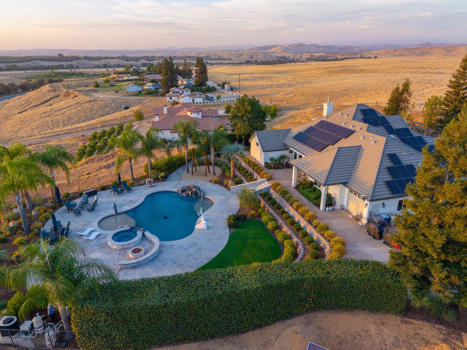 15640 N Friant Rd, Friant, CA 93626