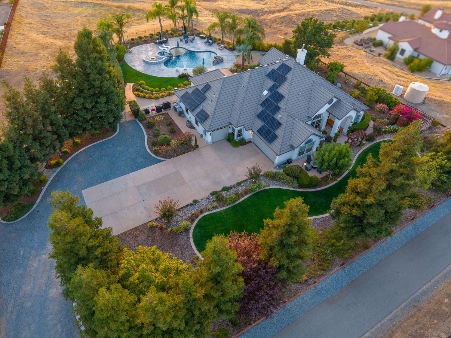 15640 N Friant Rd, Friant, CA 93626