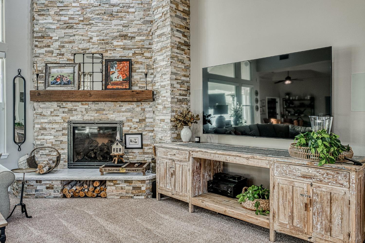 15640 N Friant Rd, Friant, CA 93626