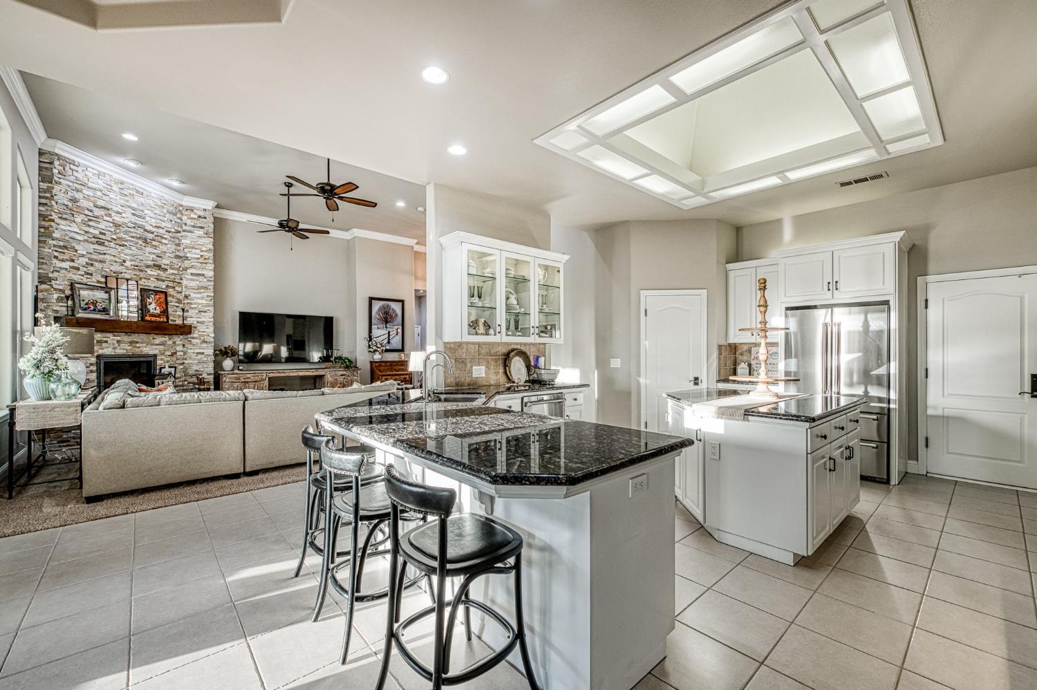 15640 N Friant Rd, Friant, CA 93626