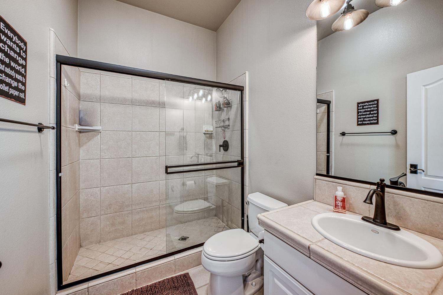 15640 N Friant Rd, Friant, CA 93626