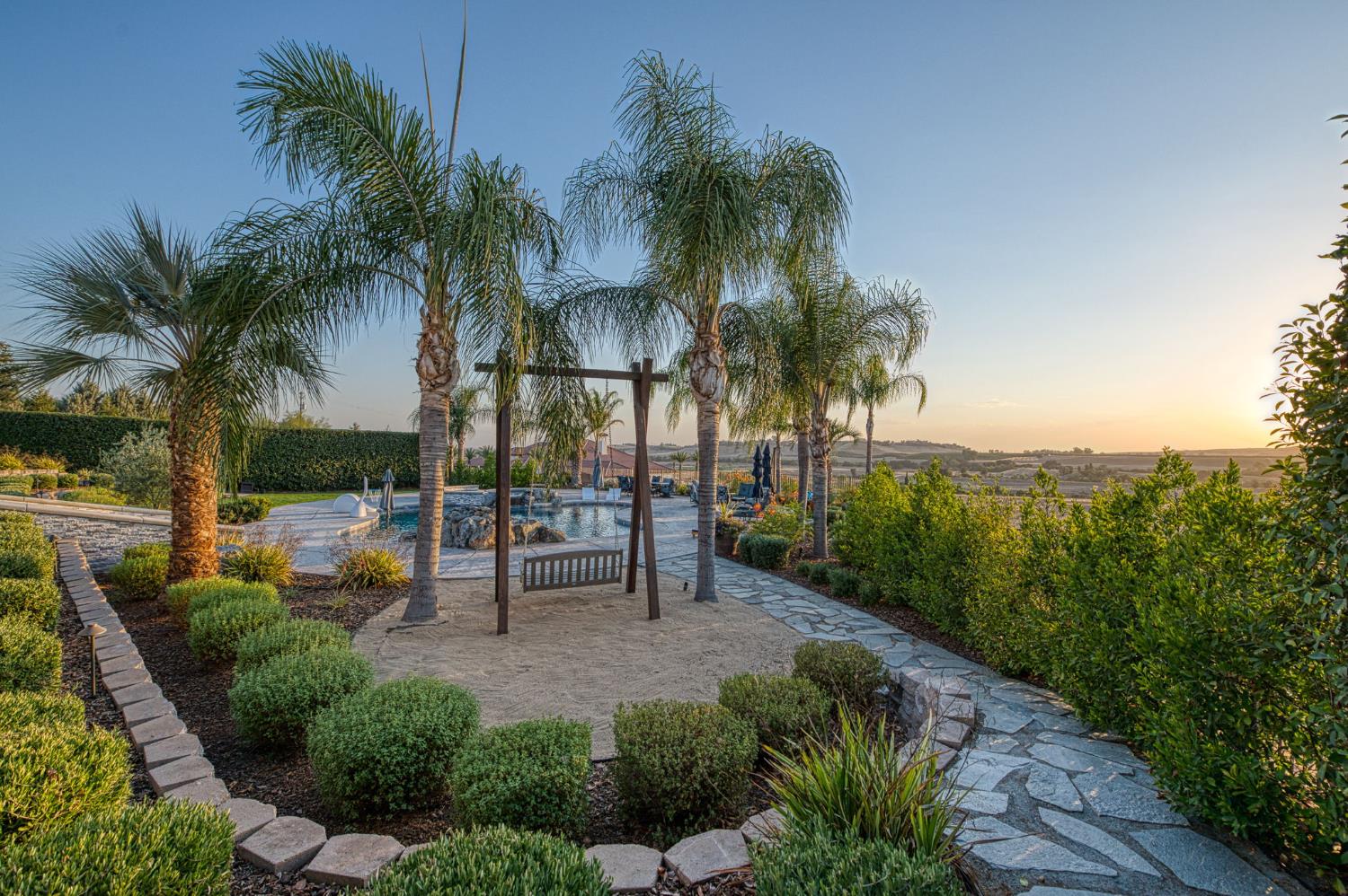 15640 N Friant Rd, Friant, CA 93626