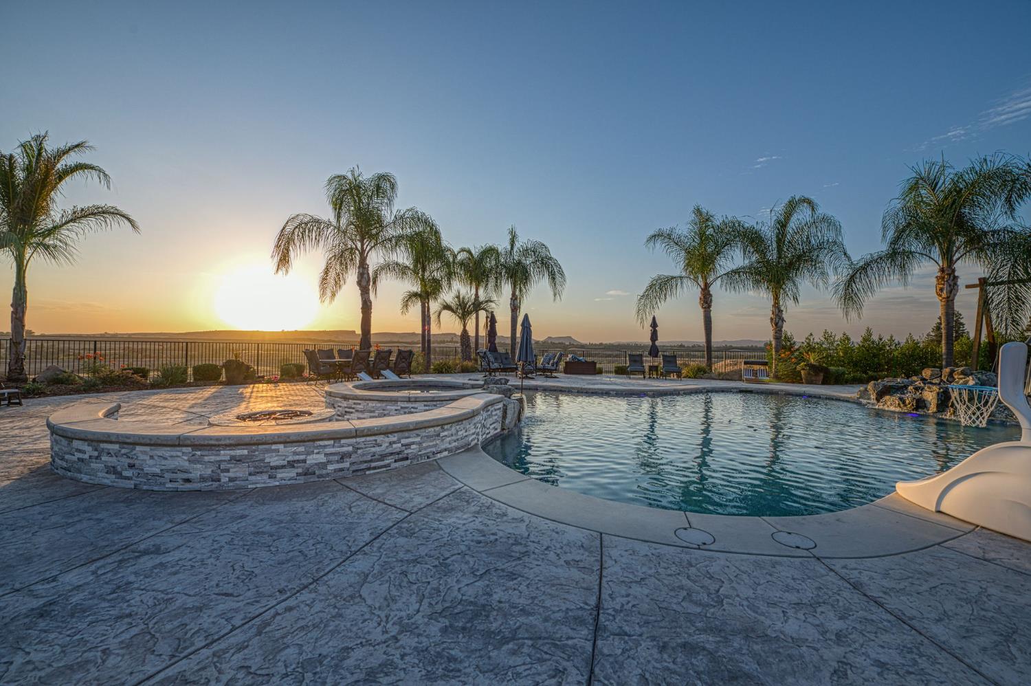 15640 N Friant Rd, Friant, CA 93626