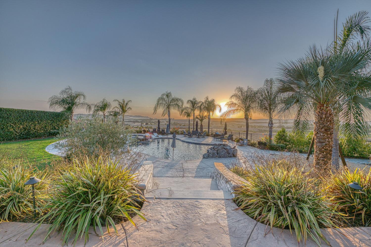 15640 N Friant Rd, Friant, CA 93626