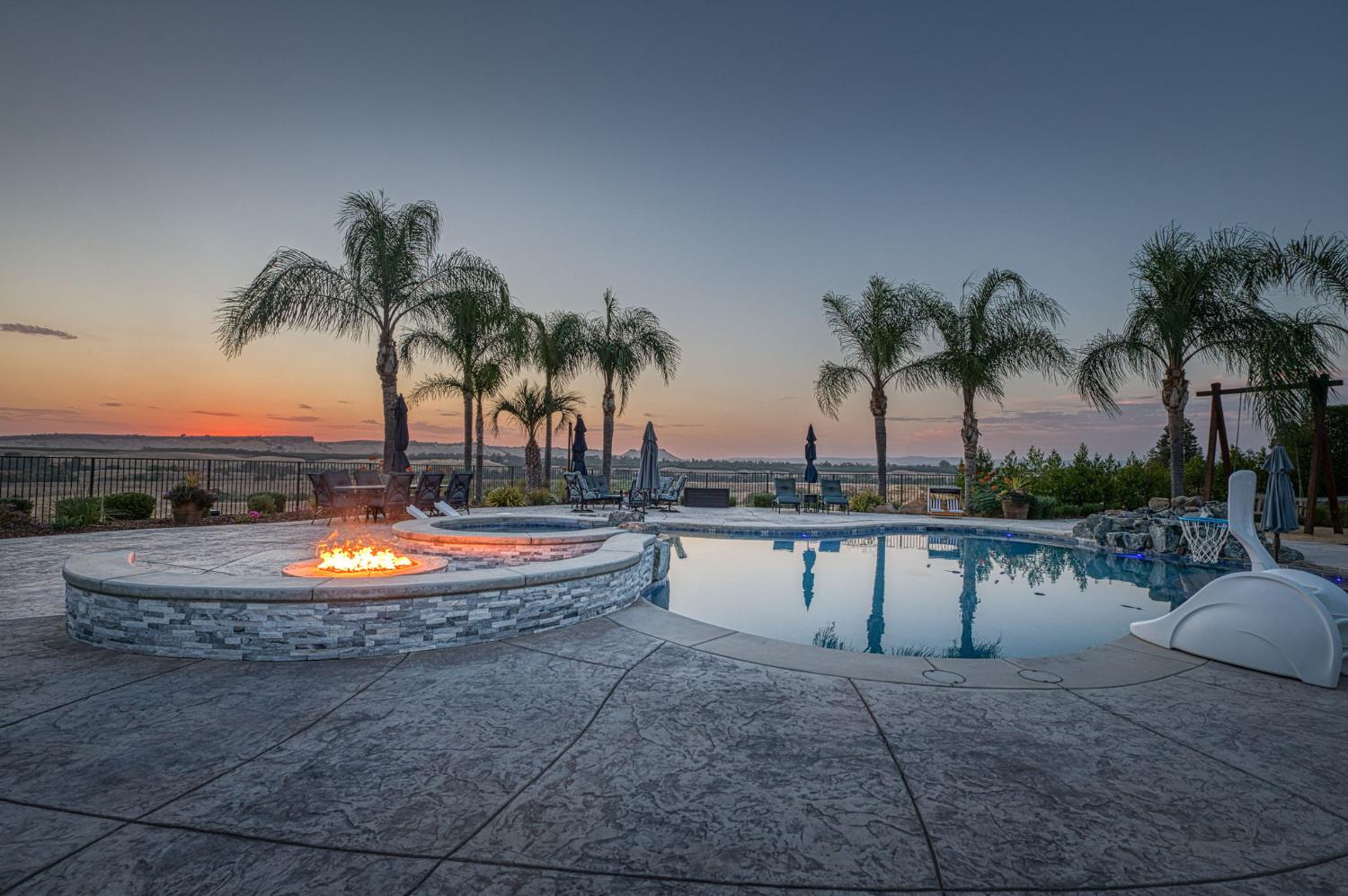 15640 N Friant Rd, Friant, CA 93626