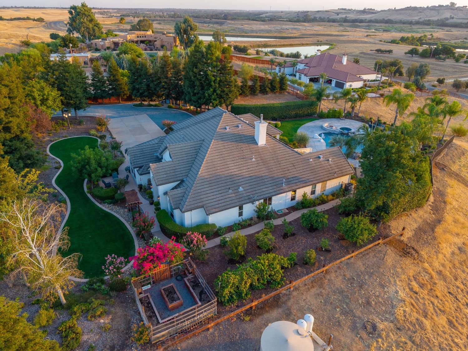 15640 N Friant Rd, Friant, CA 93626