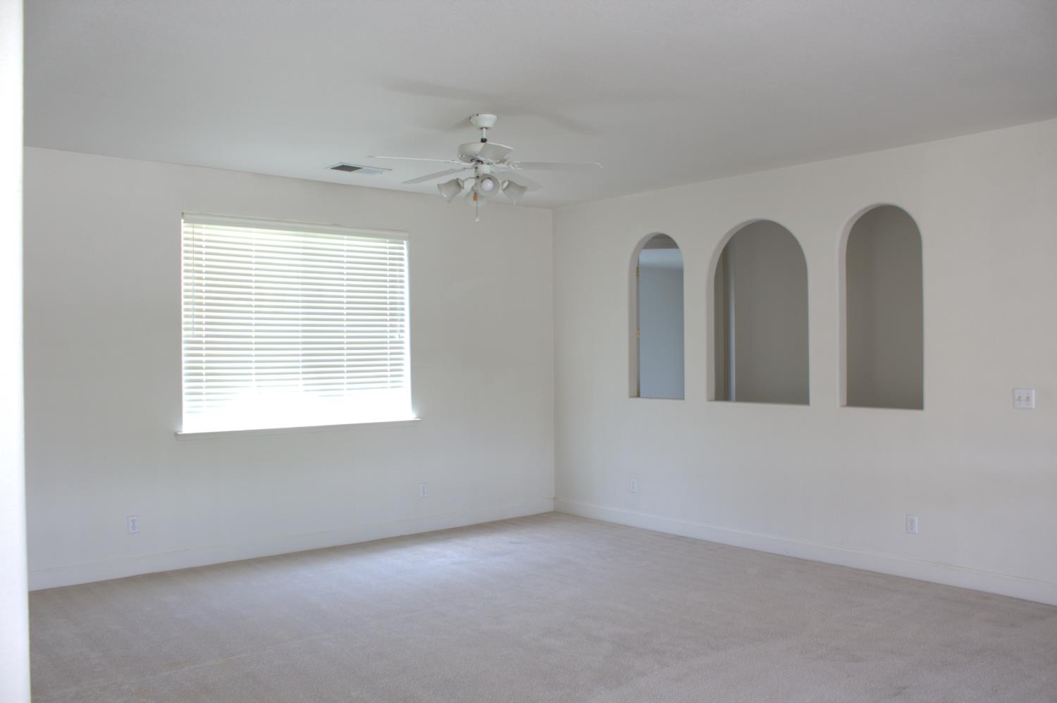 2419 E Eclipse, Fresno, CA 93720