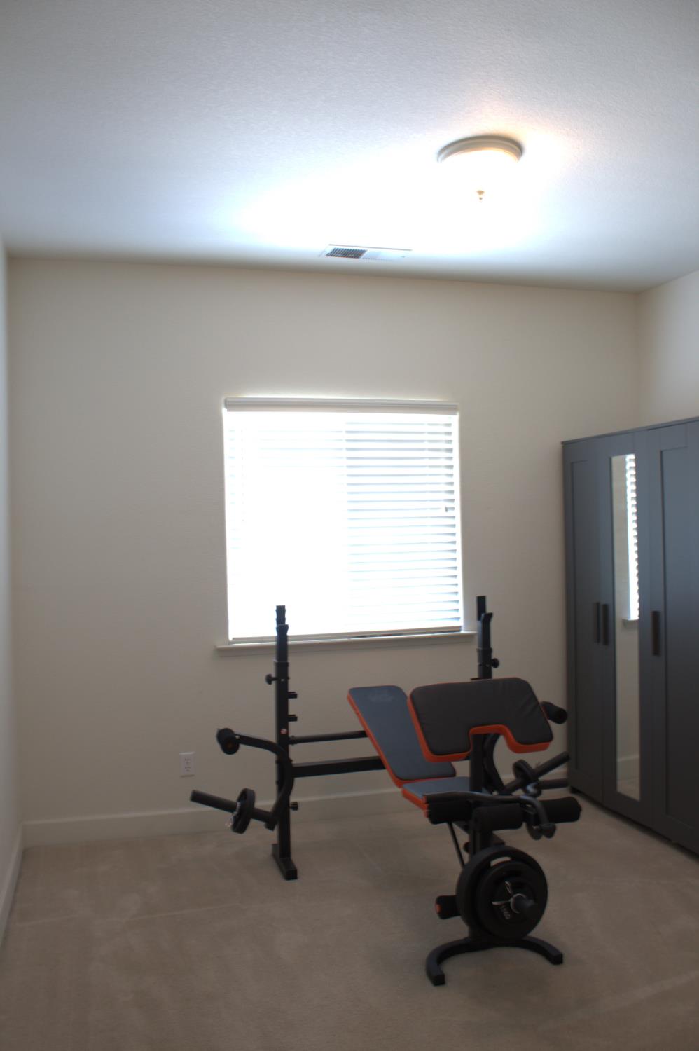 2419 E Eclipse, Fresno, CA 93720
