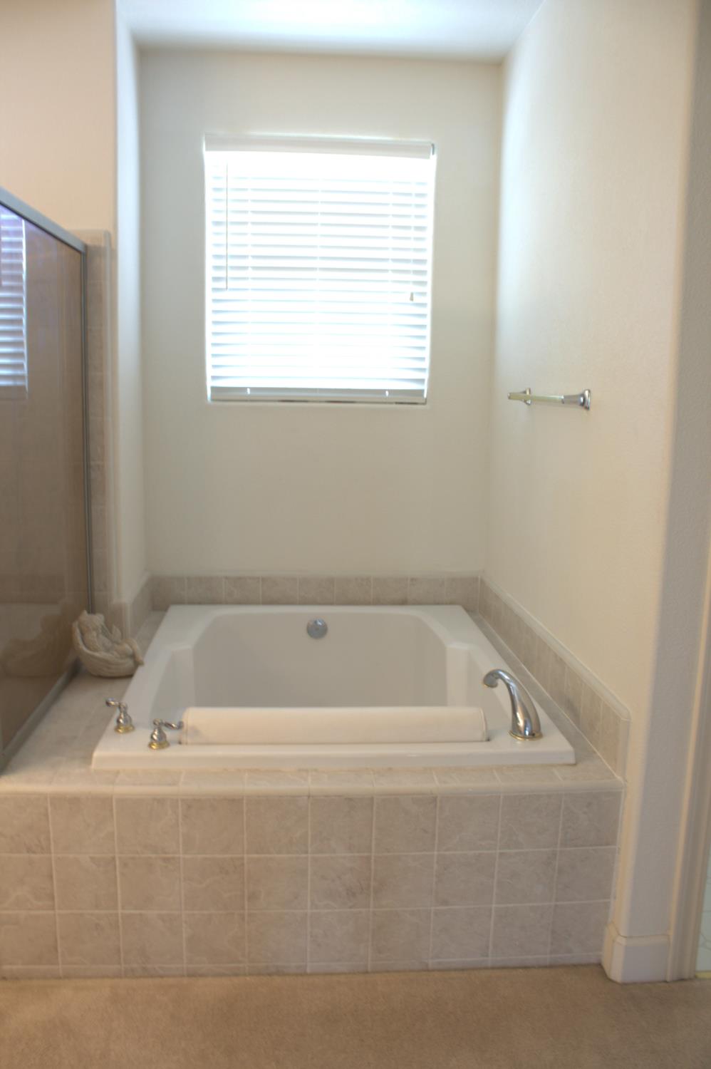 2419 E Eclipse, Fresno, CA 93720