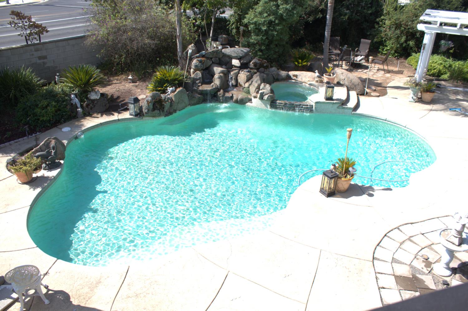 2419 E Eclipse, Fresno, CA 93720