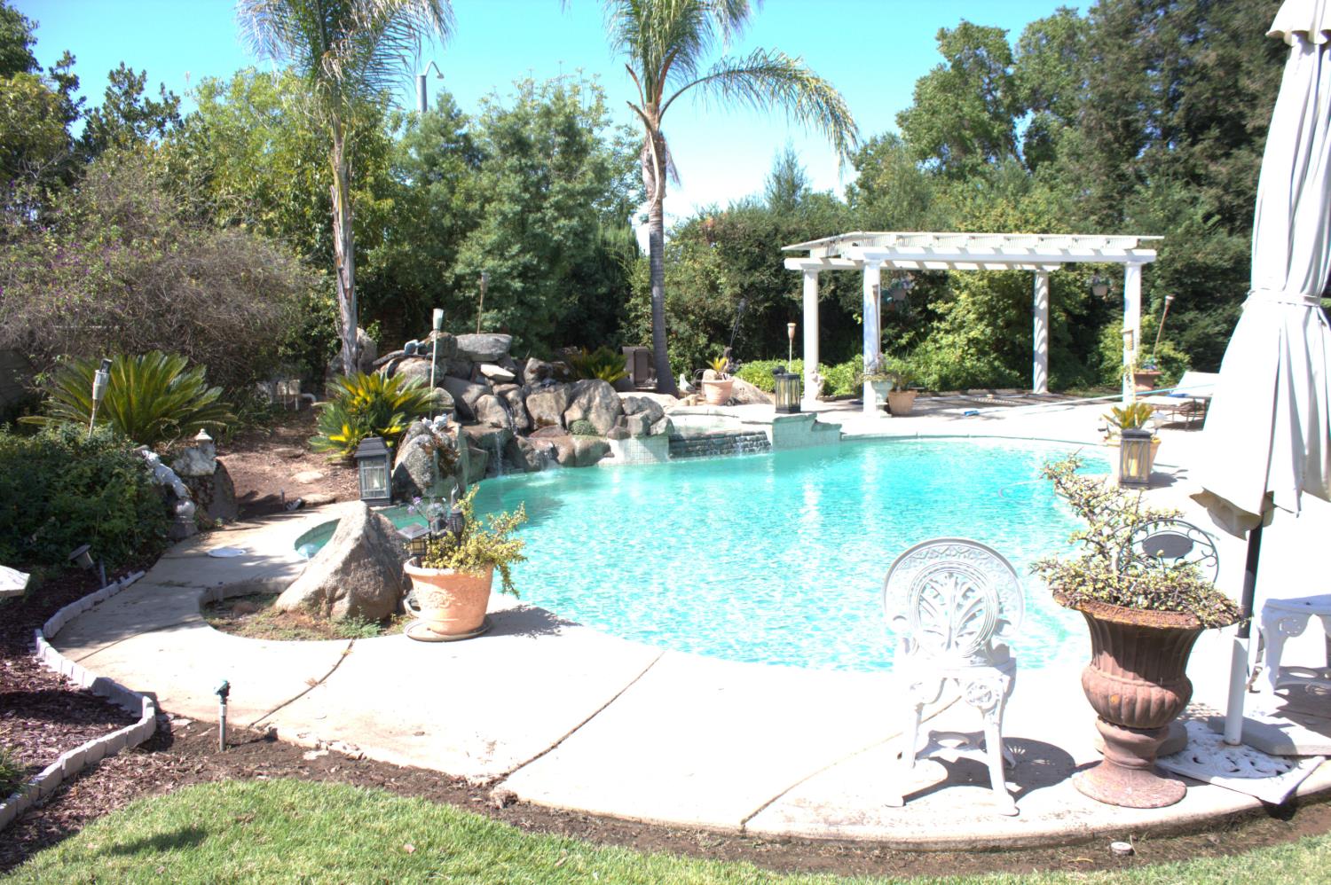 2419 E Eclipse, Fresno, CA 93720