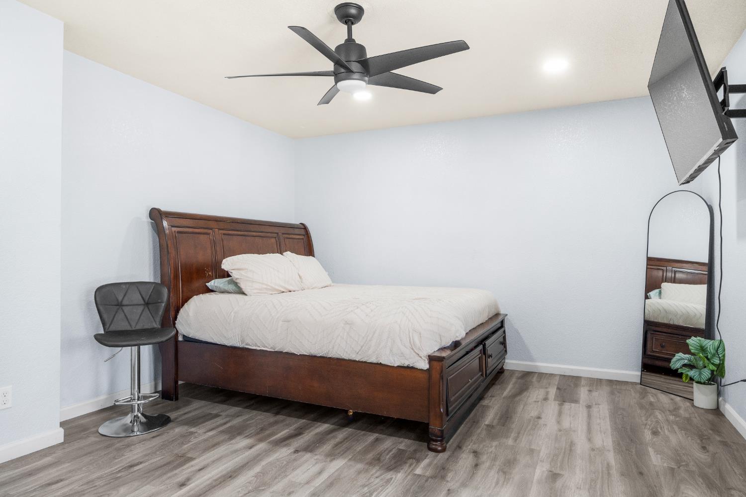 3503 Woodrow St, Selma, CA 93662
