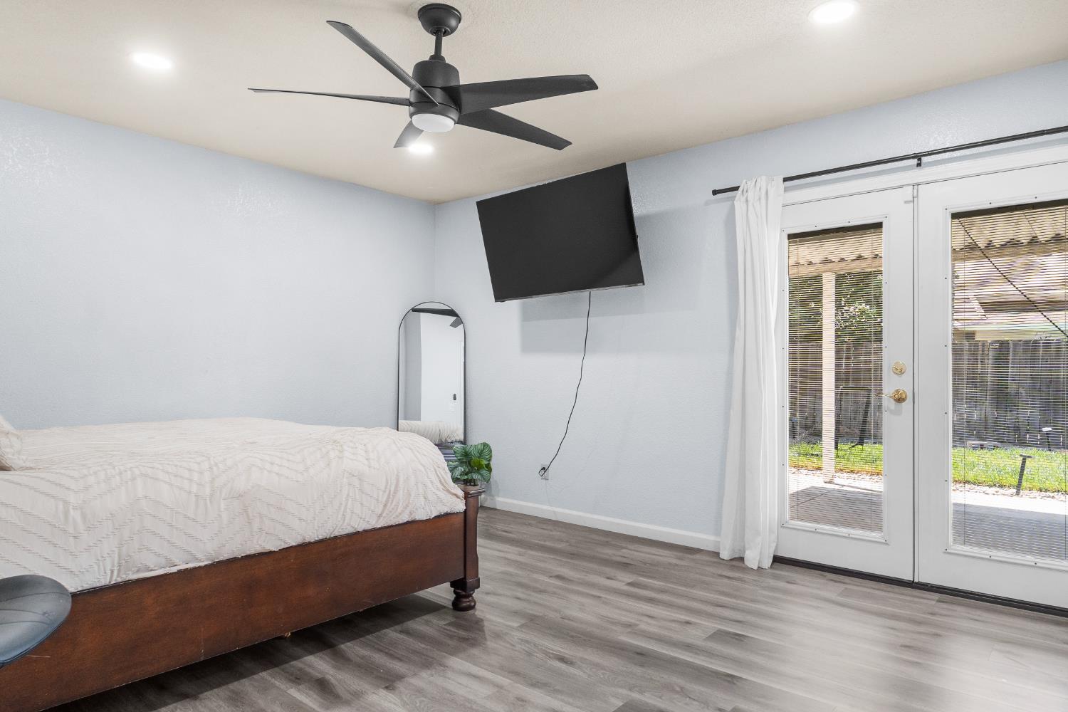 3503 Woodrow St, Selma, CA 93662
