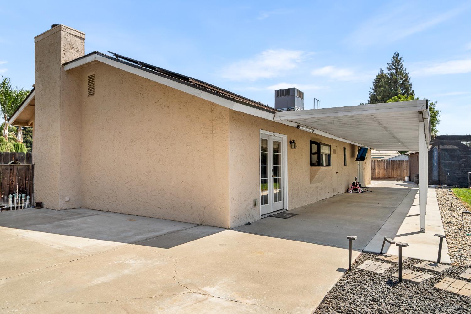 3503 Woodrow St, Selma, CA 93662