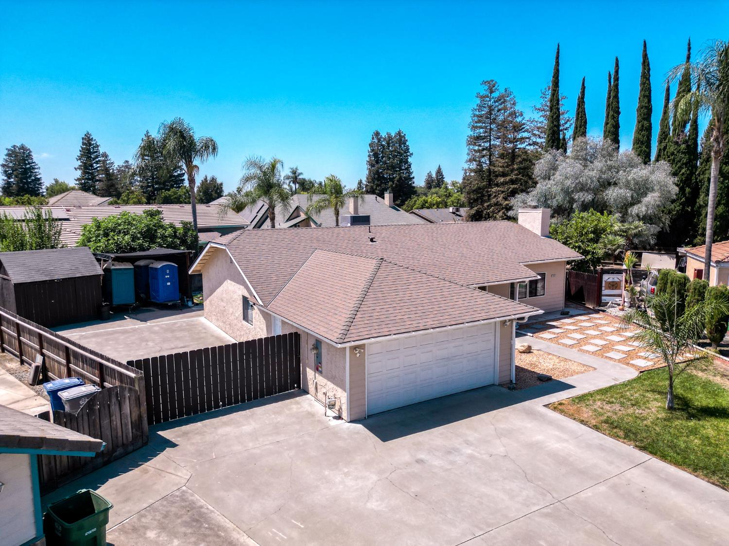 3503 Woodrow St, Selma, CA 93662