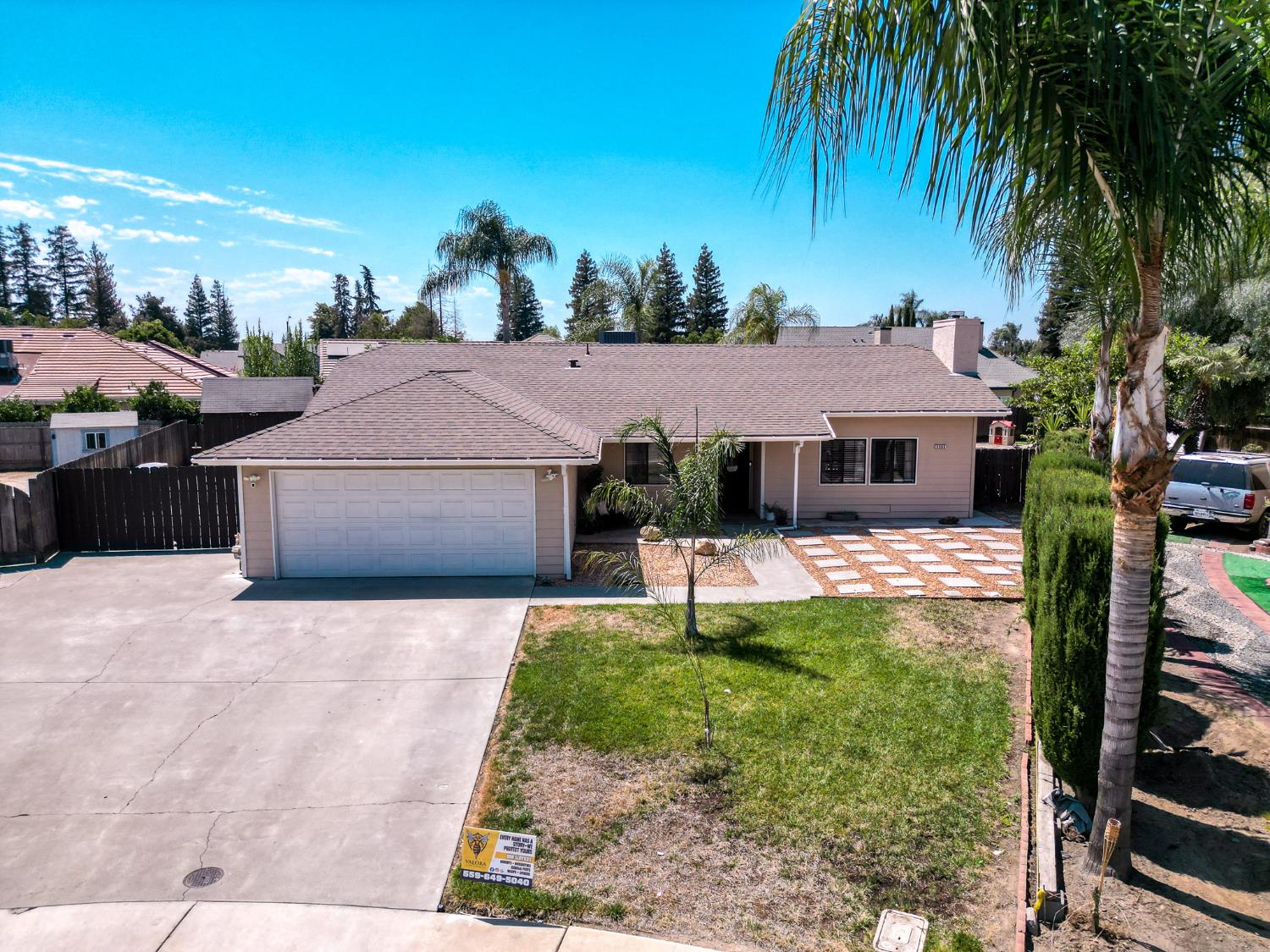 3503 Woodrow St, Selma, CA 93662