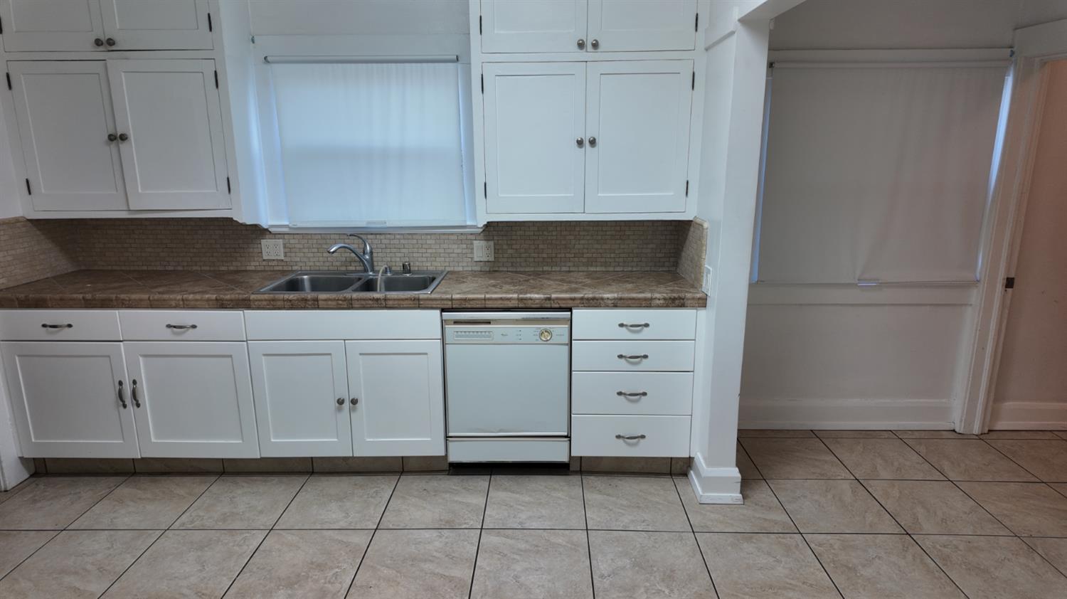 451 N Calaveras St, Fresno, CA 93701