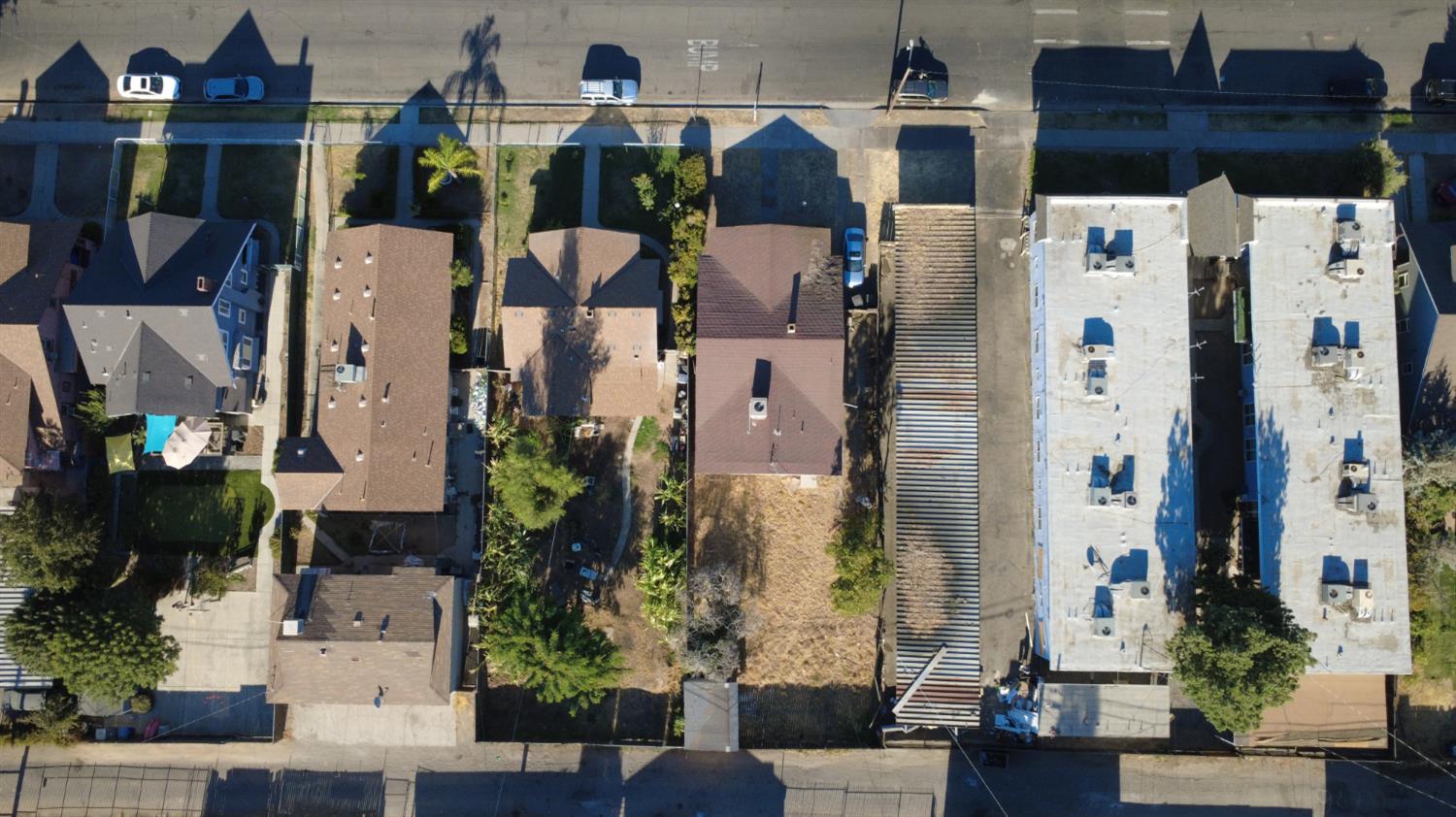 451 N Calaveras St, Fresno, CA 93701