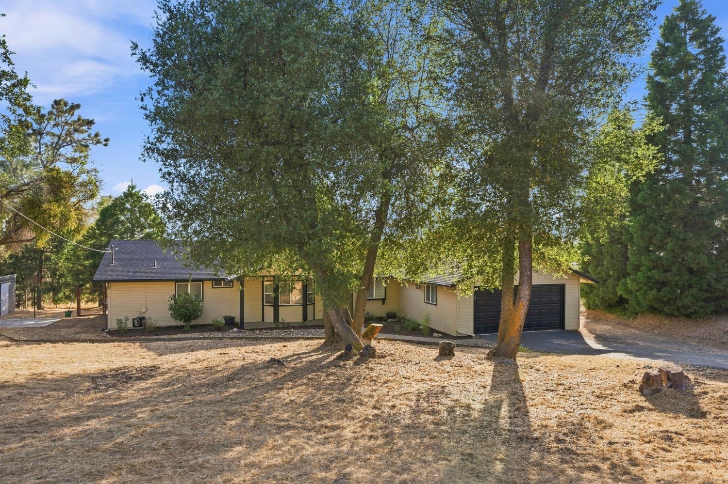 31798 Quartz Mountain Rd, Coarsegold, CA 93614