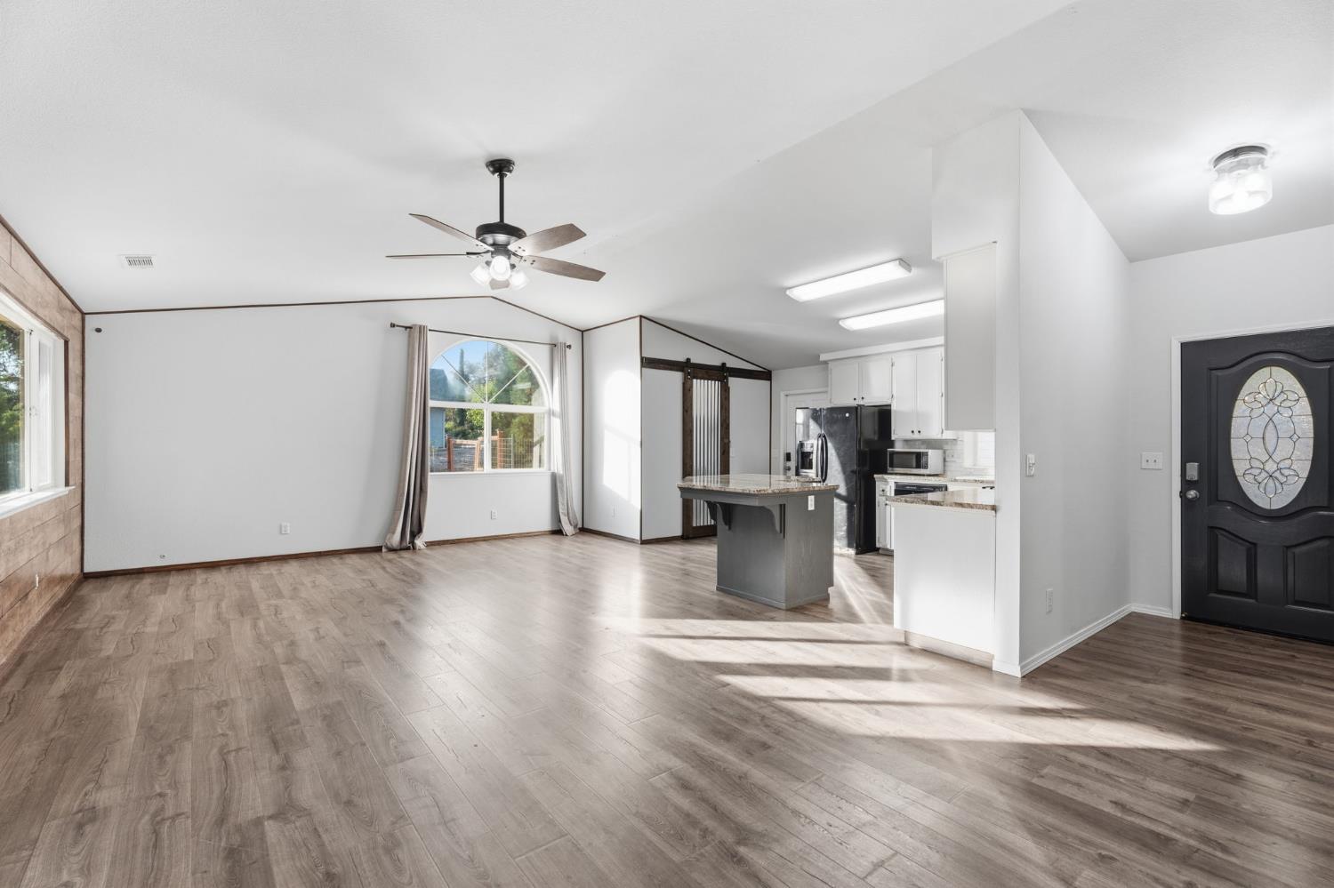 31798 Quartz Mountain Rd, Coarsegold, CA 93614