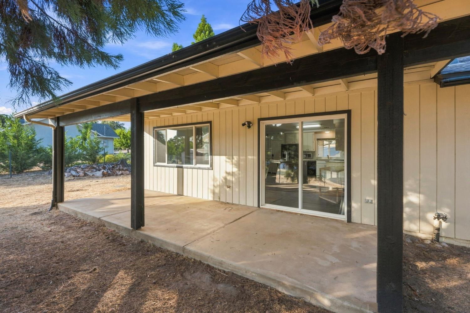 31798 Quartz Mountain Rd, Coarsegold, CA 93614