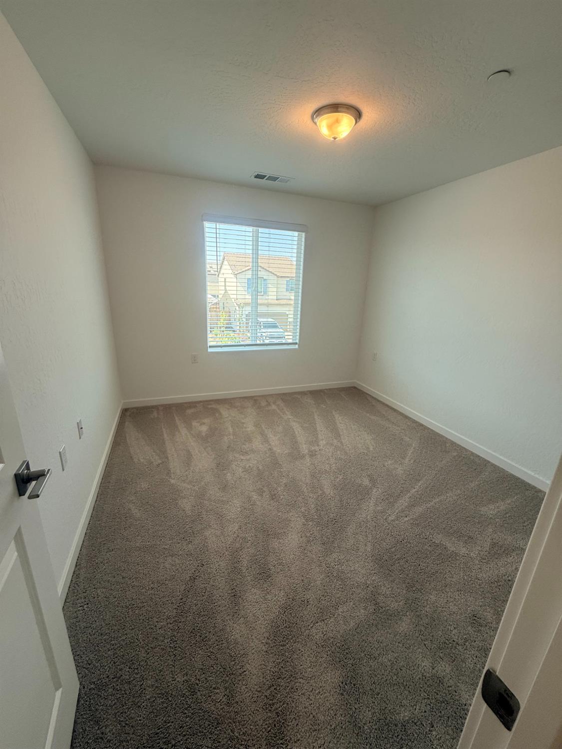 1164 Ponderosa Way, Madera, CA 93636