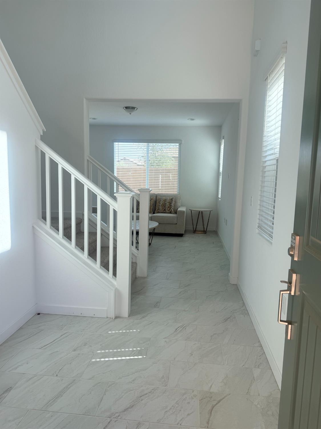 1164 Ponderosa Way, Madera, CA 93636