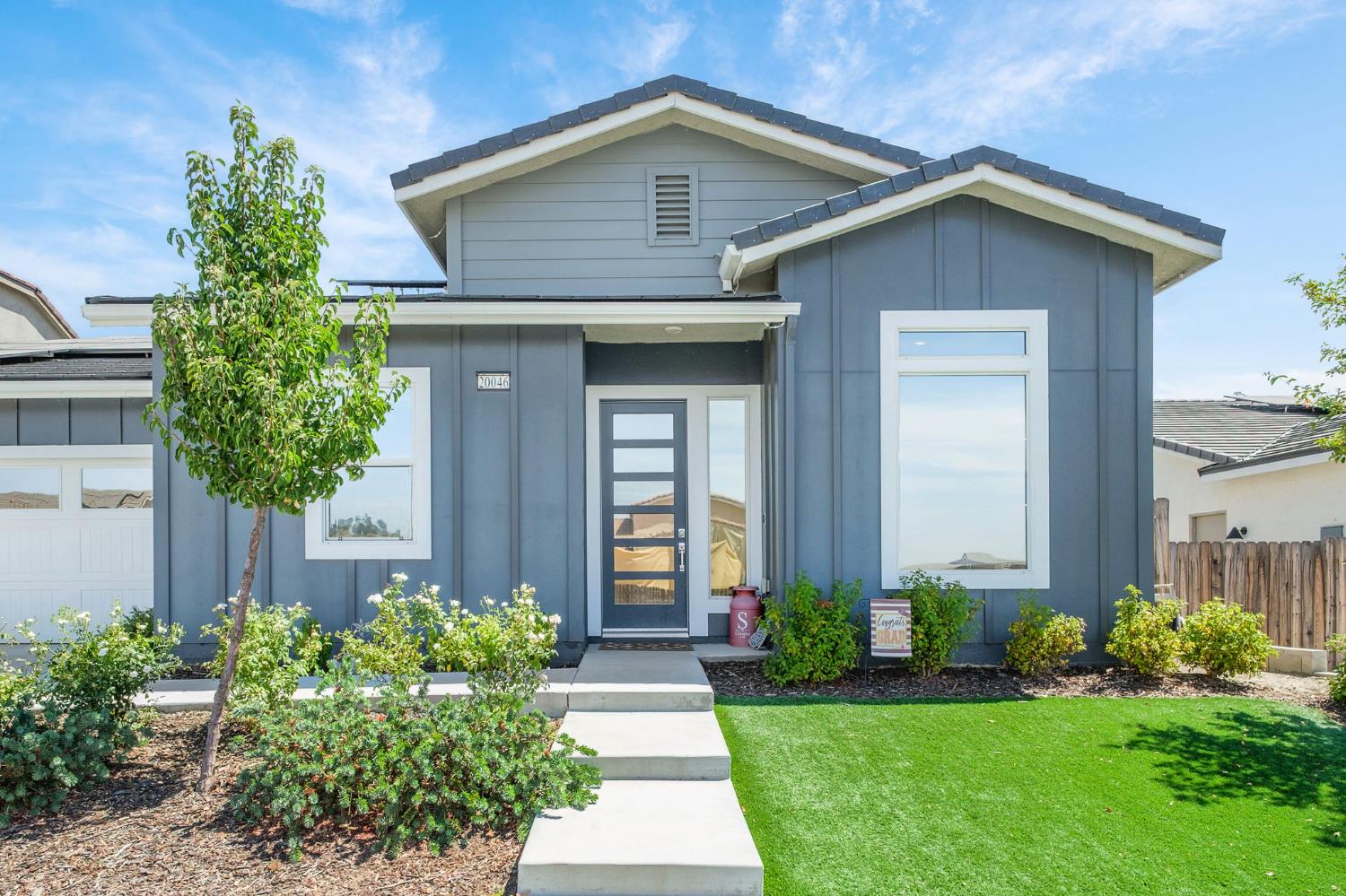 20046 Sunset Dr, Friant, CA 93626