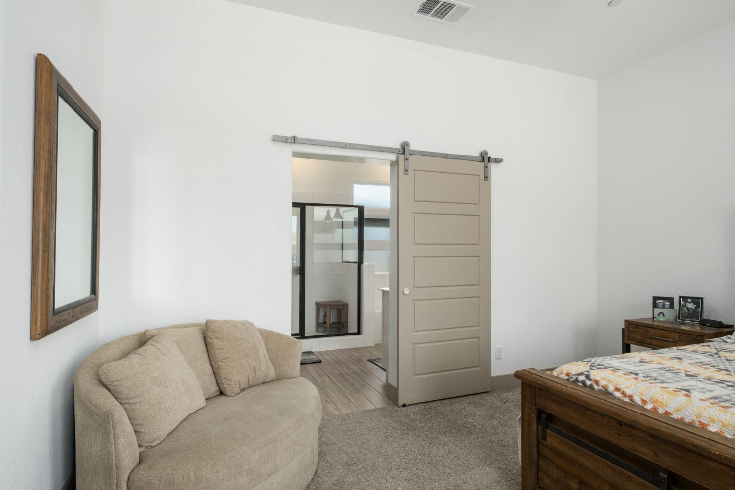 20046 Sunset Dr, Friant, CA 93626