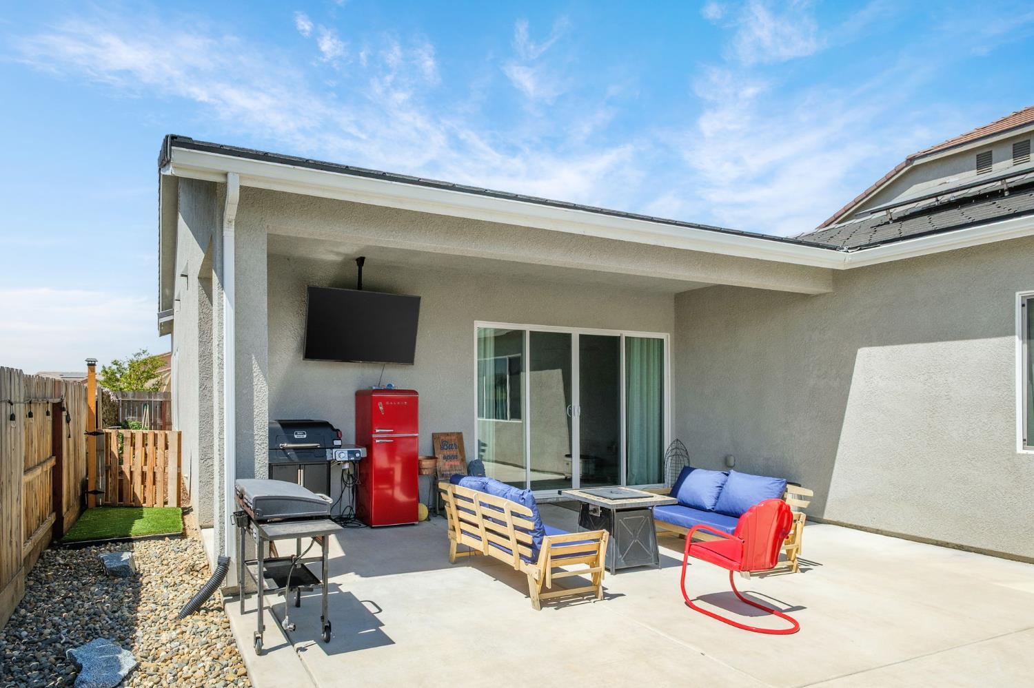 20046 Sunset Dr, Friant, CA 93626