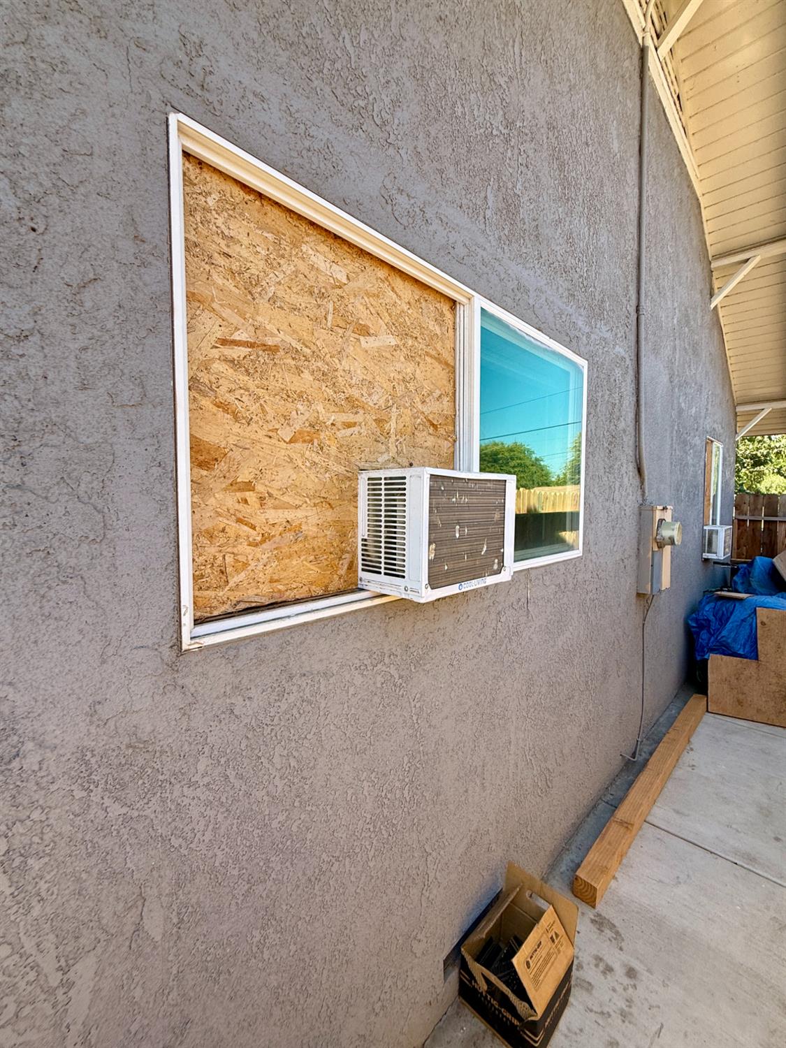 1118 N Augusta St, Fresno, CA 93701