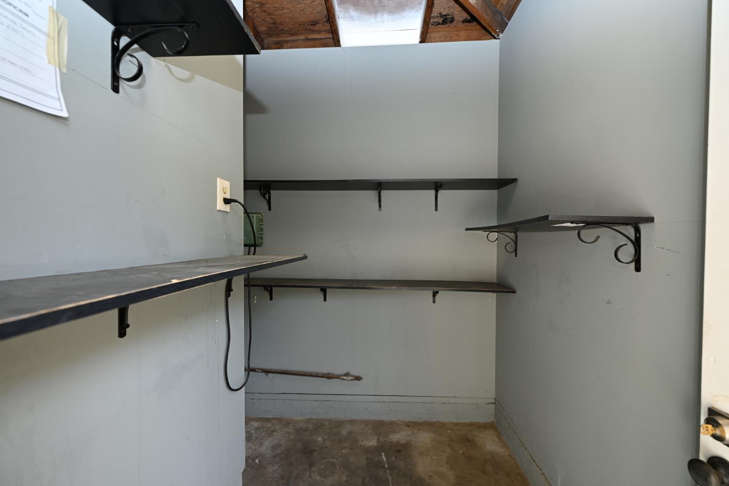1116 W Dakota Ave, Fresno, CA 93705