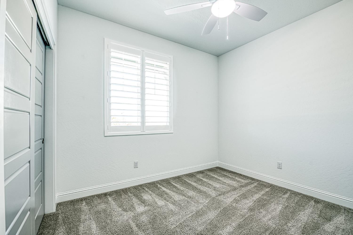 1915 N Marion Ave, Clovis, CA 93619