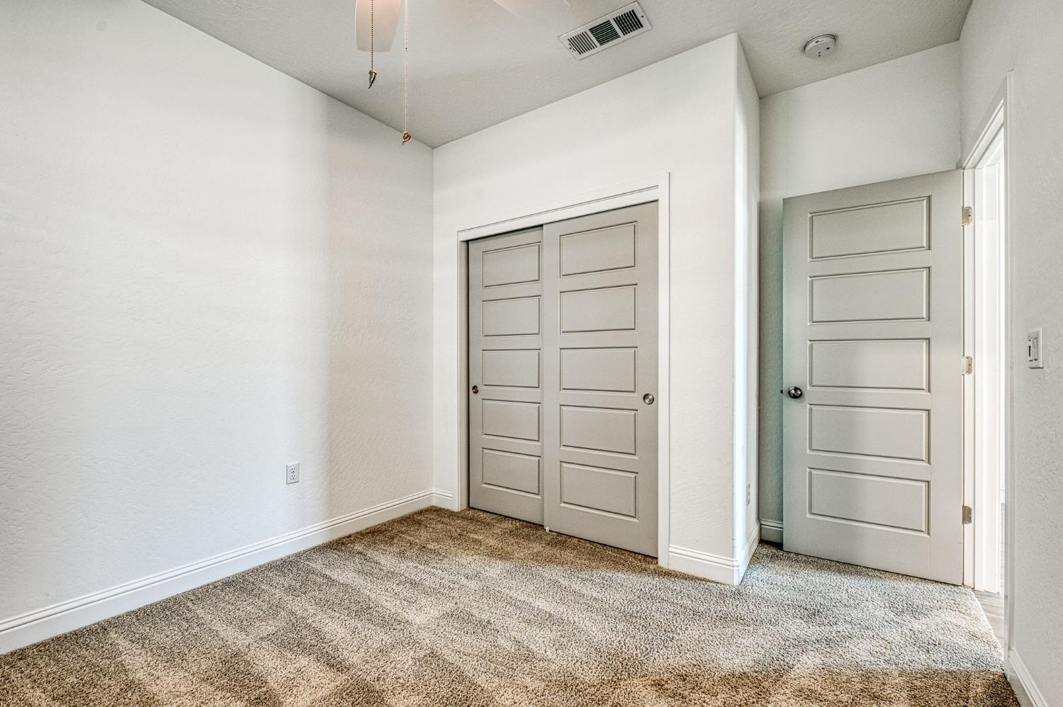 1915 N Marion Ave, Clovis, CA 93619