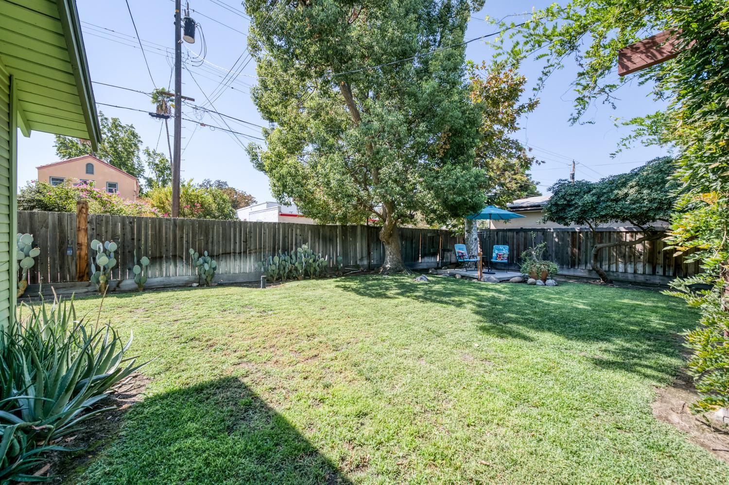 1235 N Arthur Ave, Fresno, CA 93728