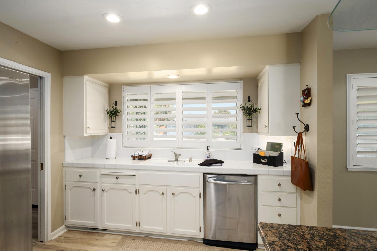 1737 W Roberts Ave, Fresno, CA 93711