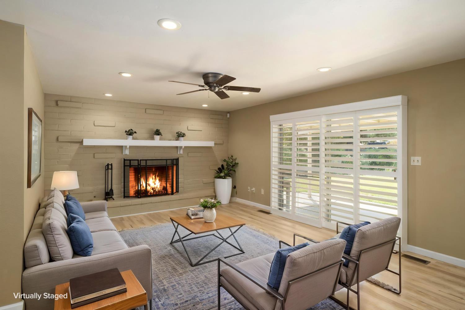 1737 W Roberts Ave, Fresno, CA 93711