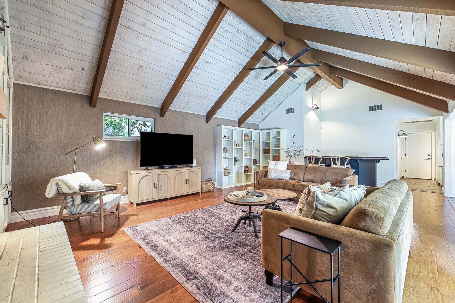 2765 W Bedford Ave, Fresno, CA 93711
