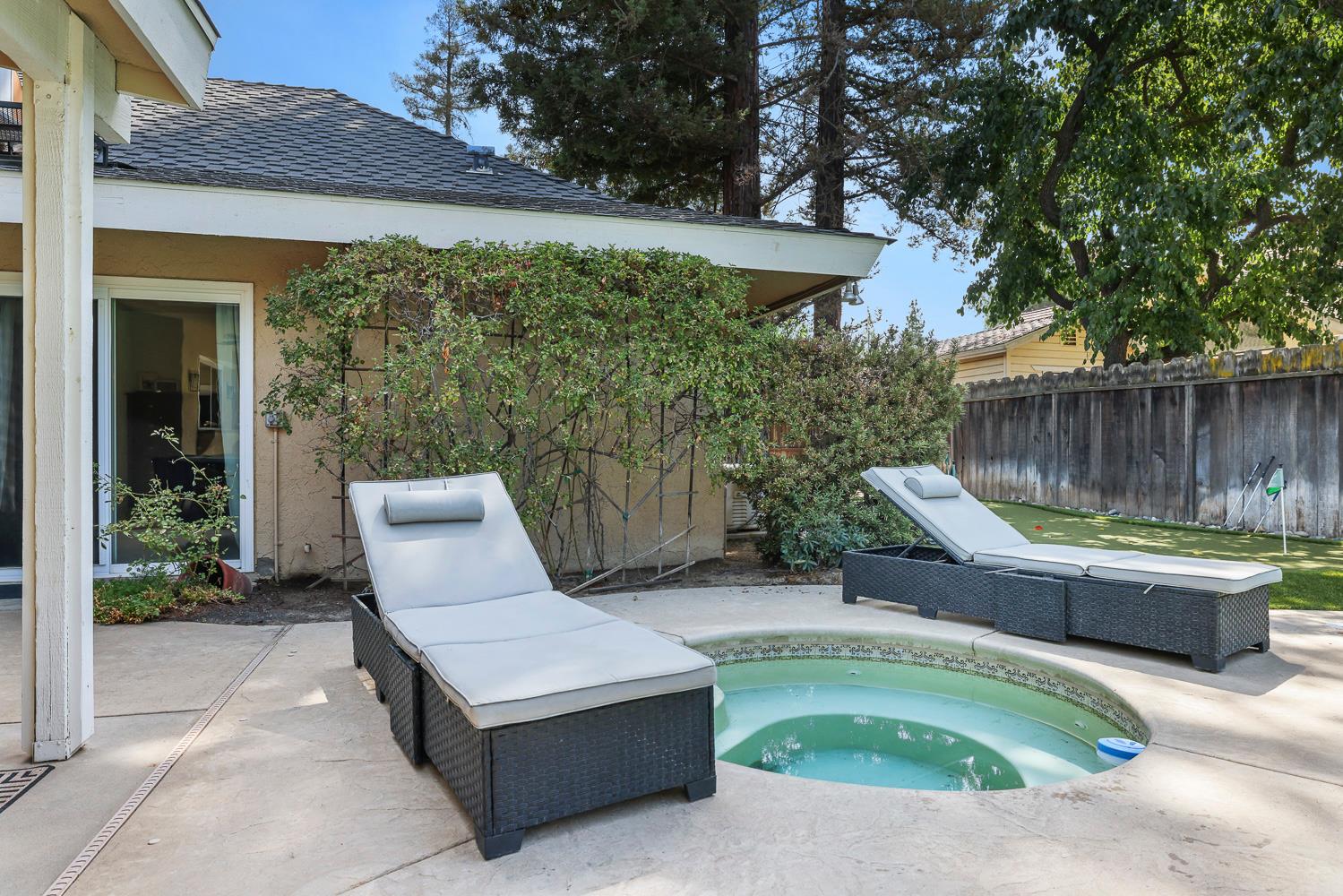 2765 W Bedford Ave, Fresno, CA 93711