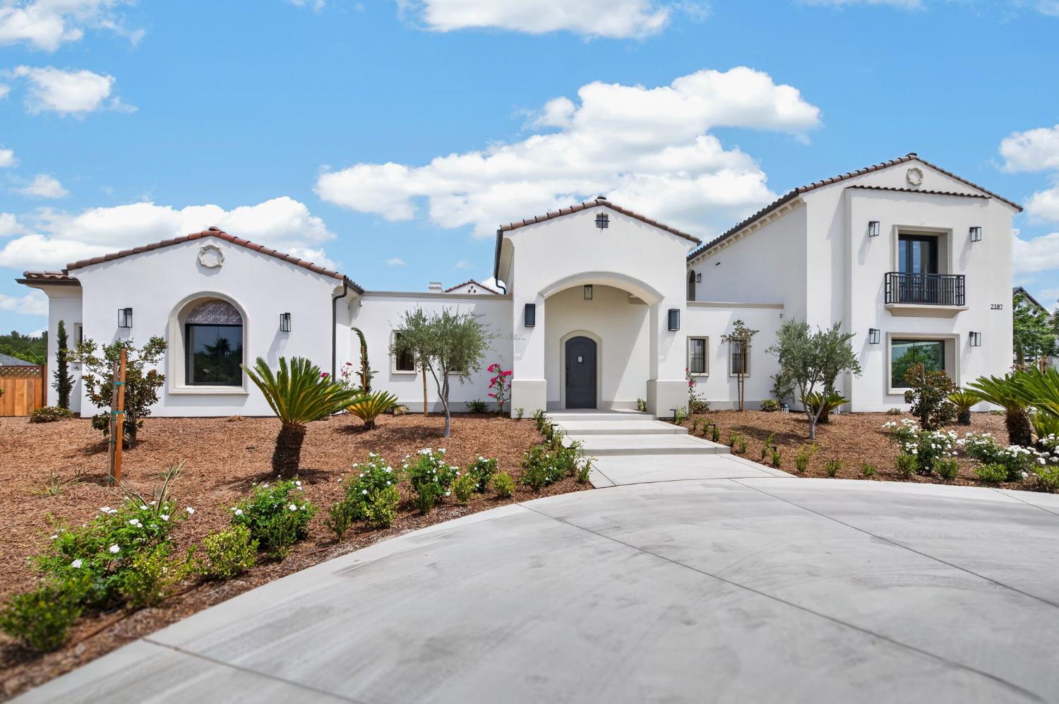 2387 N Purdue Ave, Clovis, CA 93619