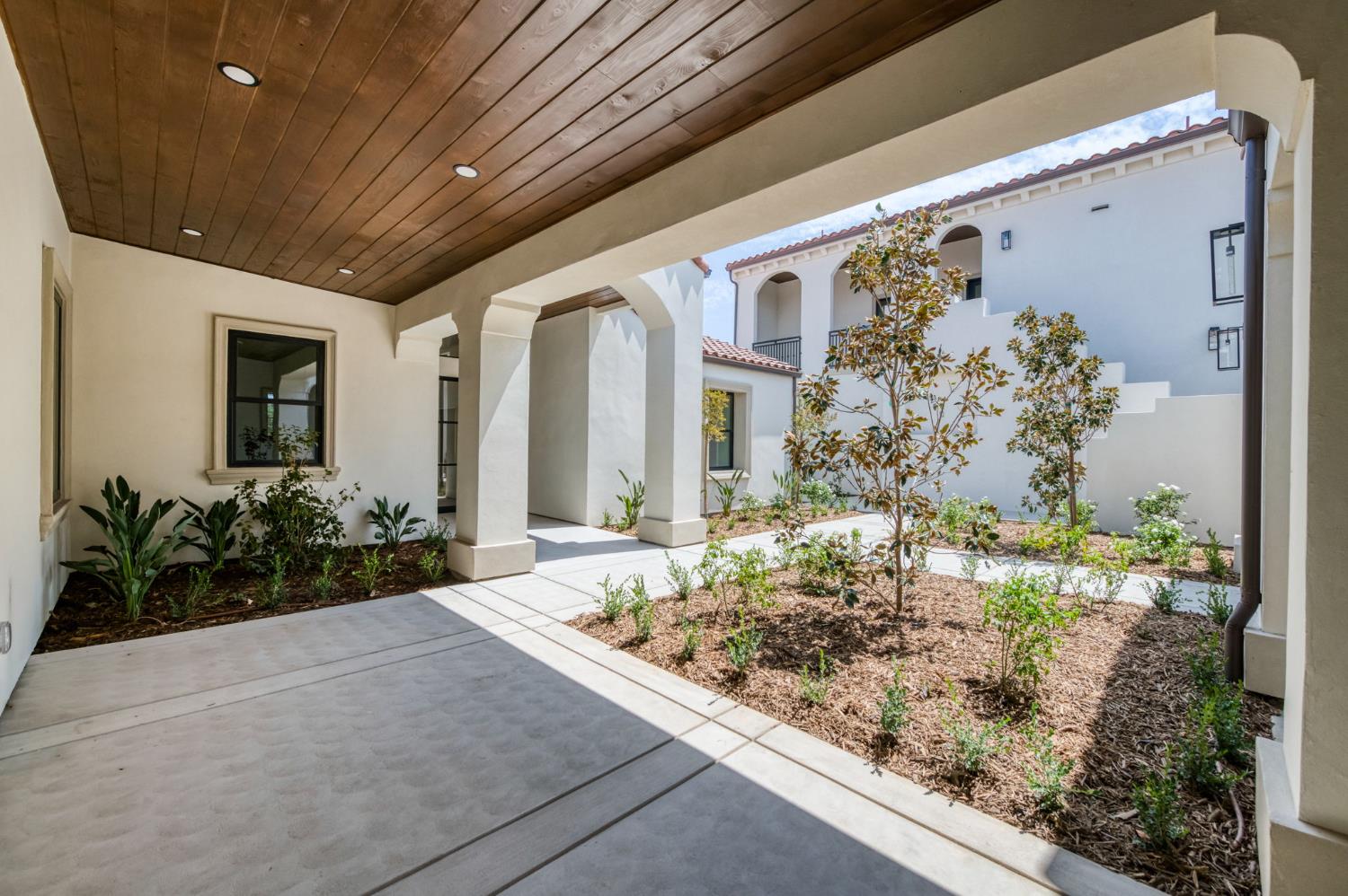 2387 N Purdue Ave, Clovis, CA 93619