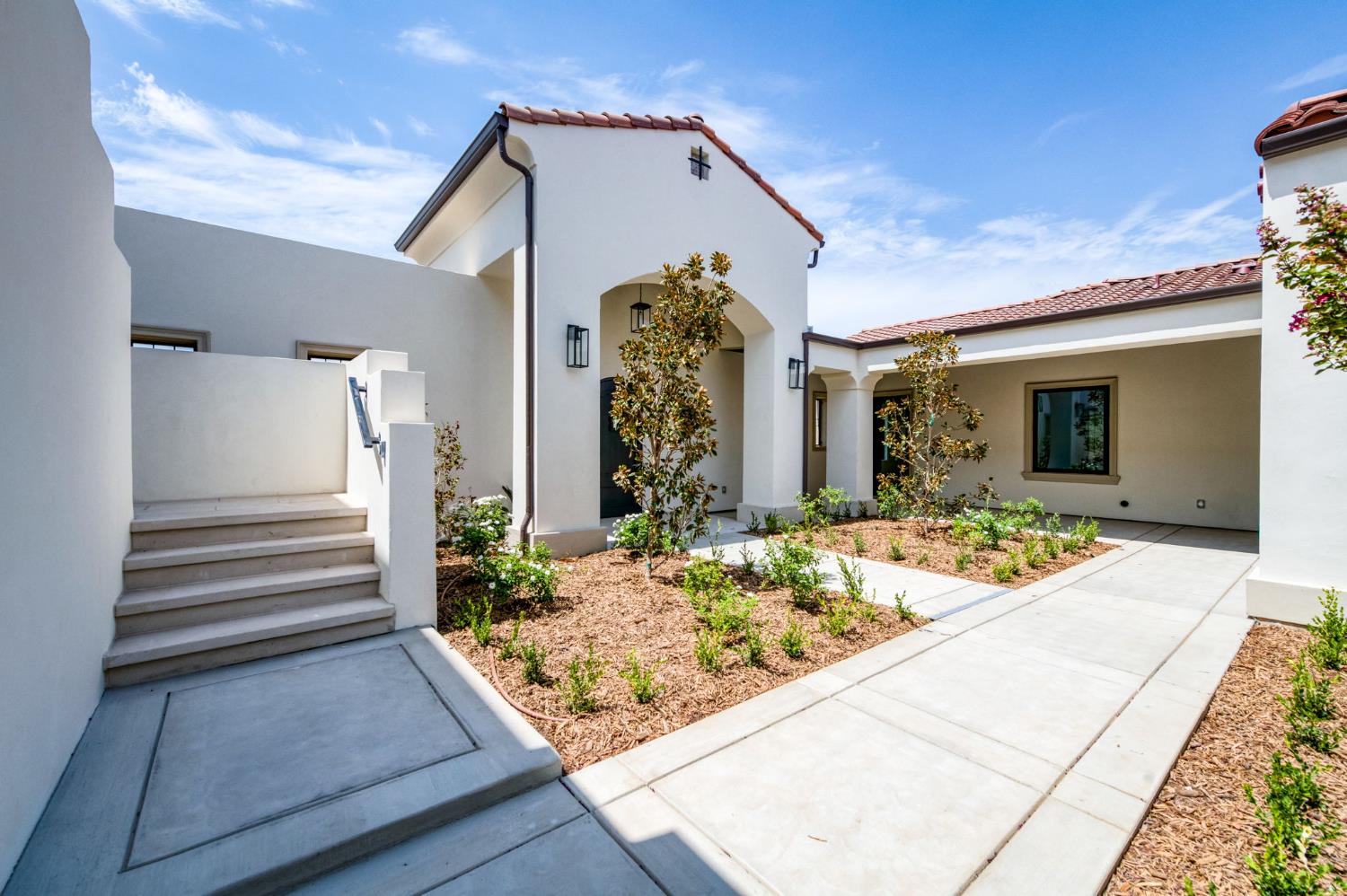 2387 N Purdue Ave, Clovis, CA 93619