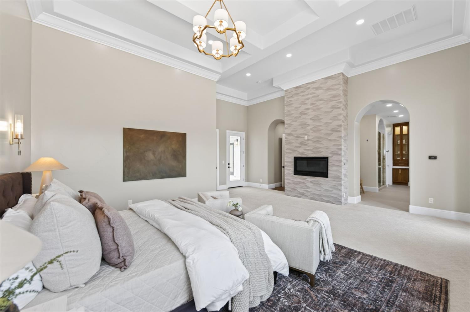 2387 N Purdue Ave, Clovis, CA 93619