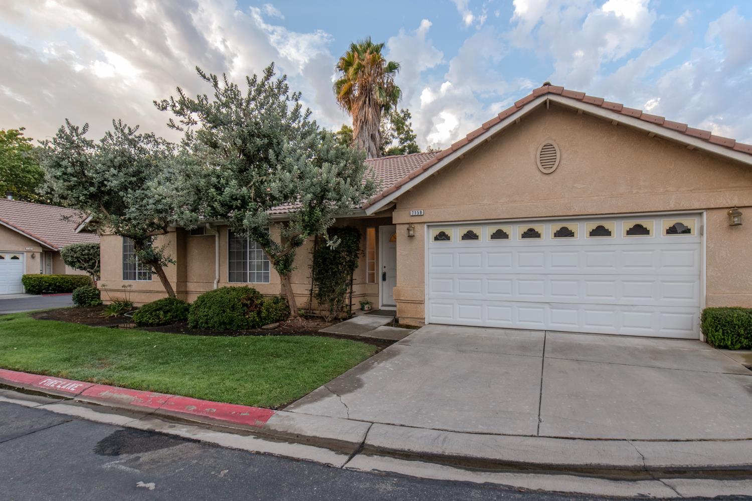 7159 N Whitney Ave, Fresno, CA 93720