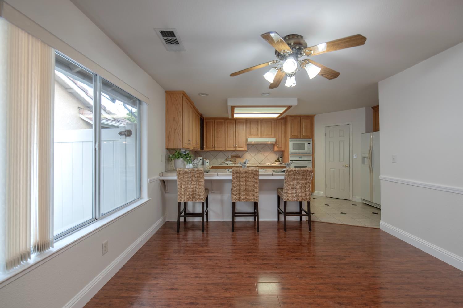 7159 N Whitney Ave, Fresno, CA 93720
