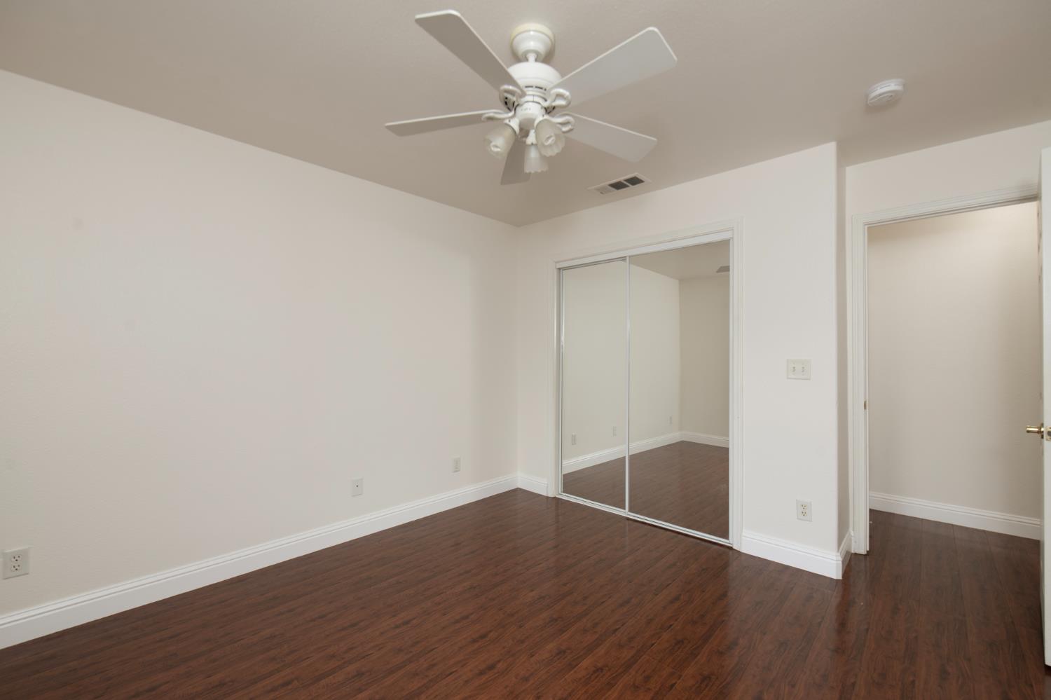 7159 N Whitney Ave, Fresno, CA 93720